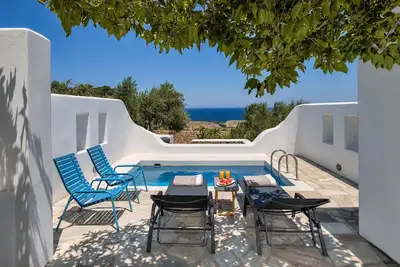 Image de My Rental Homes - Villa Vorias with swimming pool. 1 bedroom; 4 guests