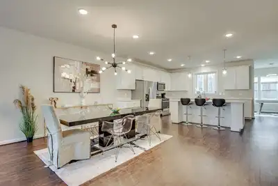 Image de 19 Mi to Baltimore: Townhome in Maryland City