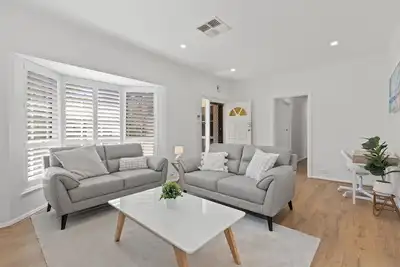 Image de Quiet 2-Bed Retreat with Private Courtyard