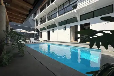 Image de Family Getaway in the Valley Center