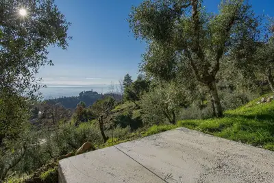 Image de Belle maison de vacances privée avec Wifi, bain à remous, Tv, patio, animaux admis et parking