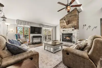 Image de Modern & Private Lakefront Retreat in Waupaca!