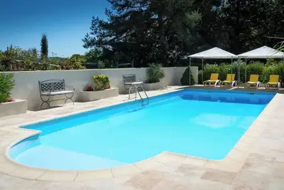 Image de GÎTE De Charme Pour 14 Personnes Dans Le Lot