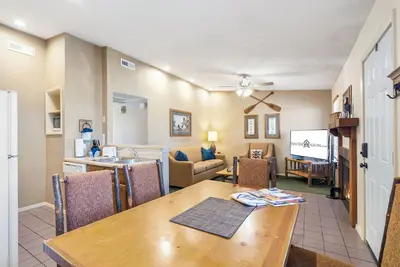 Image de Cozy Bungalow-Cmty Outdoor Pool-Pickleball-Mini Golf-Free Daily Tickets-Walk to Table Rock