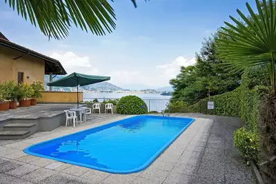 Image de 4-room duplex apartment in an idyllic residence with pool