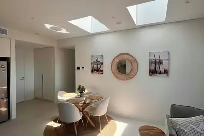 Image de Brand new 1 bedroom apartment 2min walk to Shellcove Marina waterfront/boardwalk