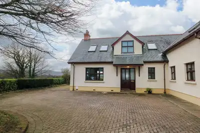 Image de Bryn Tawel, pet friendly, country holiday cottage in Eglwyswrw