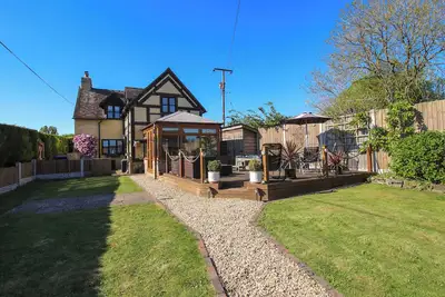 Image de Clandyke Cottage, pet friendly, with hot tub in Clee Hill