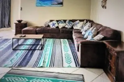 Image de Beachfront 13 guests next to everything Gold Coast