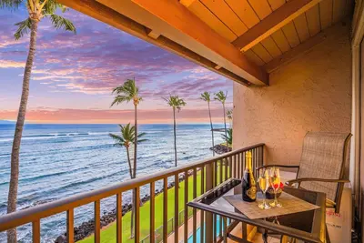 Image de Paradise in Stunning Penthouse with A/C, parking, sleeps 6! \nLauloa # 405