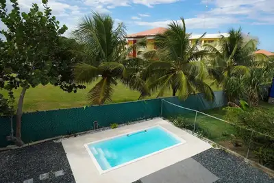Image de Spacious and Modern Beach House With Pool