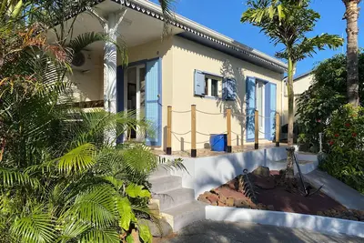 Image de Gîte créole chic avec piscine, clim et wifi