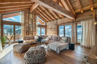 Image de Luxueux chalet central à Méribel avec piscine et sauna, 6 chambres pour 12 pers