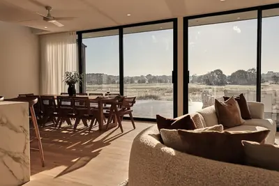 Image de Open Country Homestead - Luxury accommodation with stunning views.