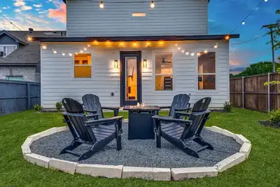 Image de Upscale Dallas Retreat: By Trinity Groves&Downtown