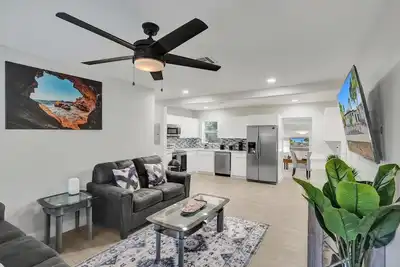 Image de Vibrant Miami Escape 3-bedroom house WiFi and Free Parking