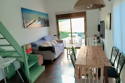 Image de House with swimming pool next to Barcelona.