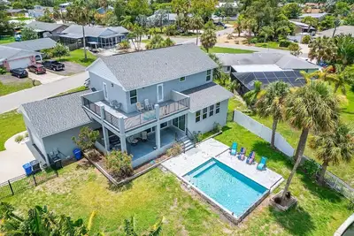 Image de Infinity Bay: 4bd/3ba | Infinity Pool |30mins to Tampa