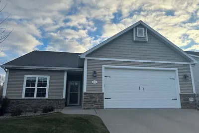 Image de 3-br 3 bath 3 miles to Appleton Airport, 15 min to Eaa