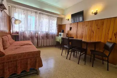 Image de 2 rooms opposite each other