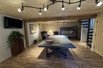 Image de 3 Bedroom, 3 Bathroom Private Cabin