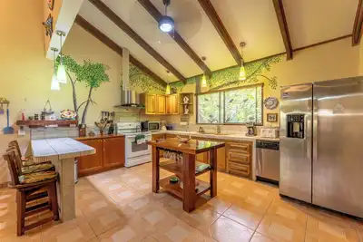 Image de Tropical house in Bejuco private pool + security