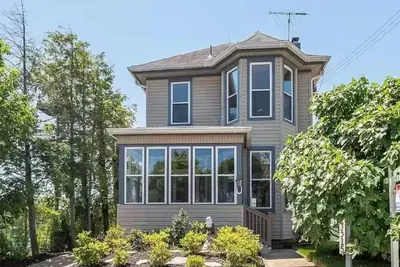 Image de Amazing Location, 2700 sqft, 5-bedroom, Family-friendly, 1 Mile from Dc