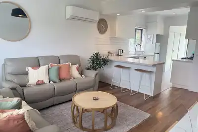 Image de Newly renovated, family & pet friendly two bedroom property in Geelong.