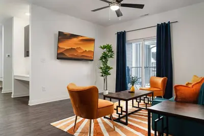 Image de Radiant Vibes Spacious 2br 2ba 2 King Beds Gym Wfh