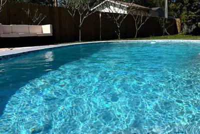 Image de Guest suite with pool