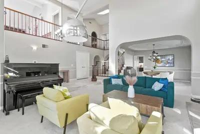 Image de Spacious 4br Home with Pool Access Modern Amenities in Yorba Linda #42033