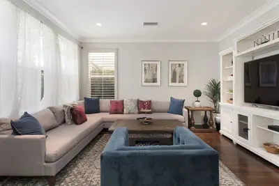 Image de Orchard Hills Retreat|Pet-Friendly|M2m Options|Pool Access & Backyard Fun #7110