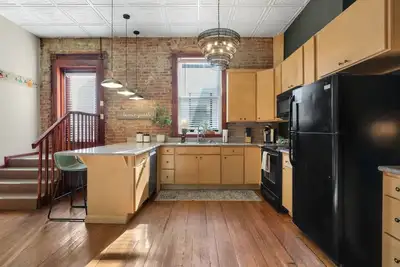Image de Patio/Fire Pit | In Unit Laundry | Downtown | Parking | King Bed