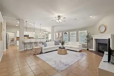Image de Stylish 3br Home｜Fully Furnished｜Single Story｜Garage Access｜Study Room #42141