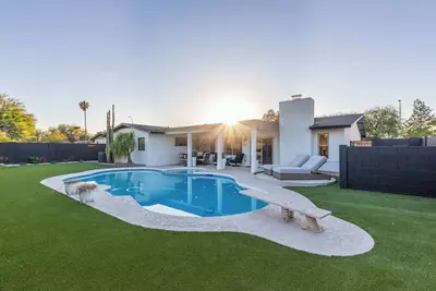 Image de The Wentworth Luxe Retreat |Pool| Al-Fresco Living