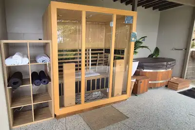 Image de Welcome to Kookaburra Cabin at Nebesa Nature Retreat