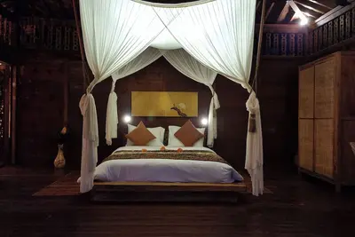 Image de Traditional Joglo Wood House in Jungle - 10 min to Ubud