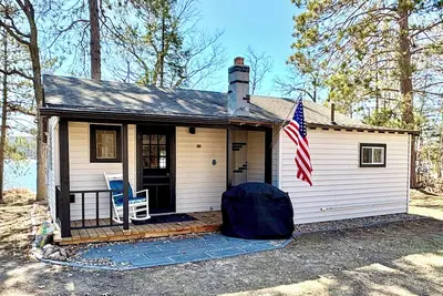 Sunset Haven- New- in tranquil Remer with Ac, WiFi. Enjoy a peaceful getaway!