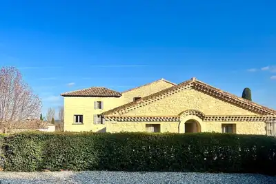 Image de Le Domaine de la source : Charme au coeur du Gard