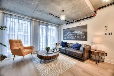 Image de Modern 2br Suite • Old Montreal • A6