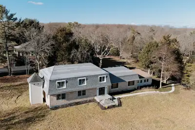 Image de Great Falls Modern Escape: 10br/5ba Luxury Retreat!