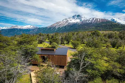 Image de Calafate Cabin in Patagonia with stunning views of Cerro Castillo
