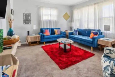 Image de S Cleveland 2 bedroom 1 bath home near Maple Heights