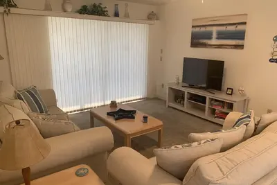 Image de Coastal Comfort – 2br Condo in Fiddlers Green
