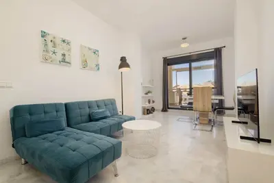 Image de Première ligne de plage, vue sur la mer, Nouvelle Mille d'Or