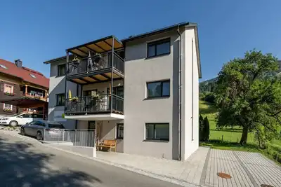 Appartement unique avec loft et balcon