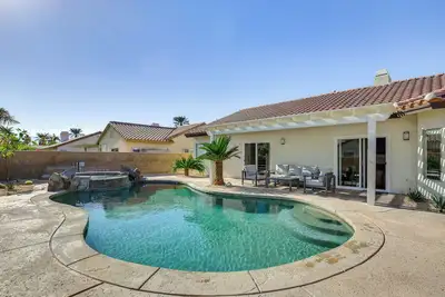 Image de 2 Mi to Coachella: Indio Oasis w/ Heated Pool