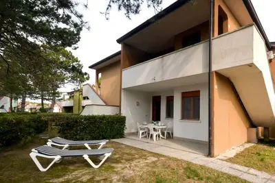 Image de Grand et spacieux appartement pour 8 personnes dans une résidence avec piscine