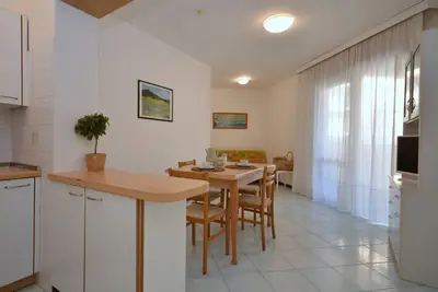Image de Appartement pour 6 personnes avec balcon Ă Lignano
