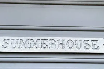 Image de Summerhouse -an enchanting holiday rental nestled in the serene Venus Bay.